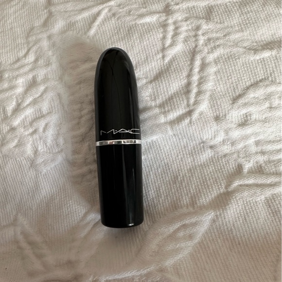 MAC "MARS TO YOUR VENUS" LUSTREGLASS LIPSTICK - Picture 5 of 7